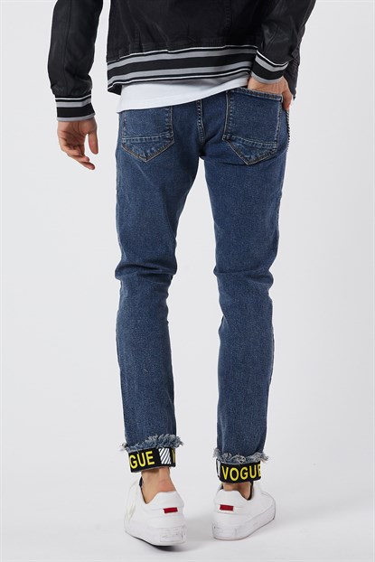 Erkek Mavi Yırtık Detaylı Zincirli Jeans